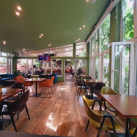 Hotel Vila 60 티라나 외부 사진