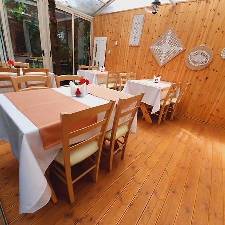 Hotel Vila 60 티라나 외부 사진