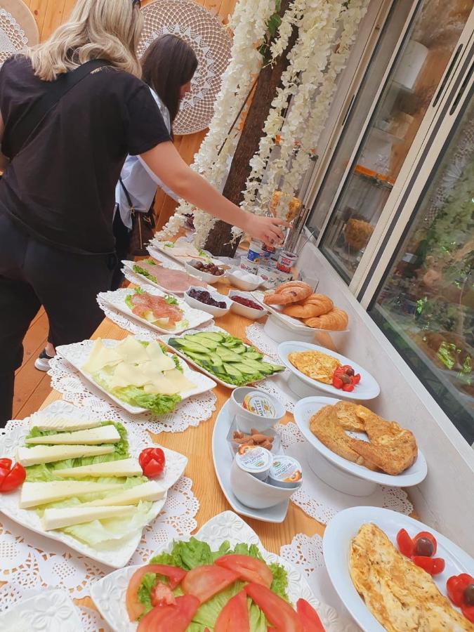 Hotel Vila 60 티라나 외부 사진