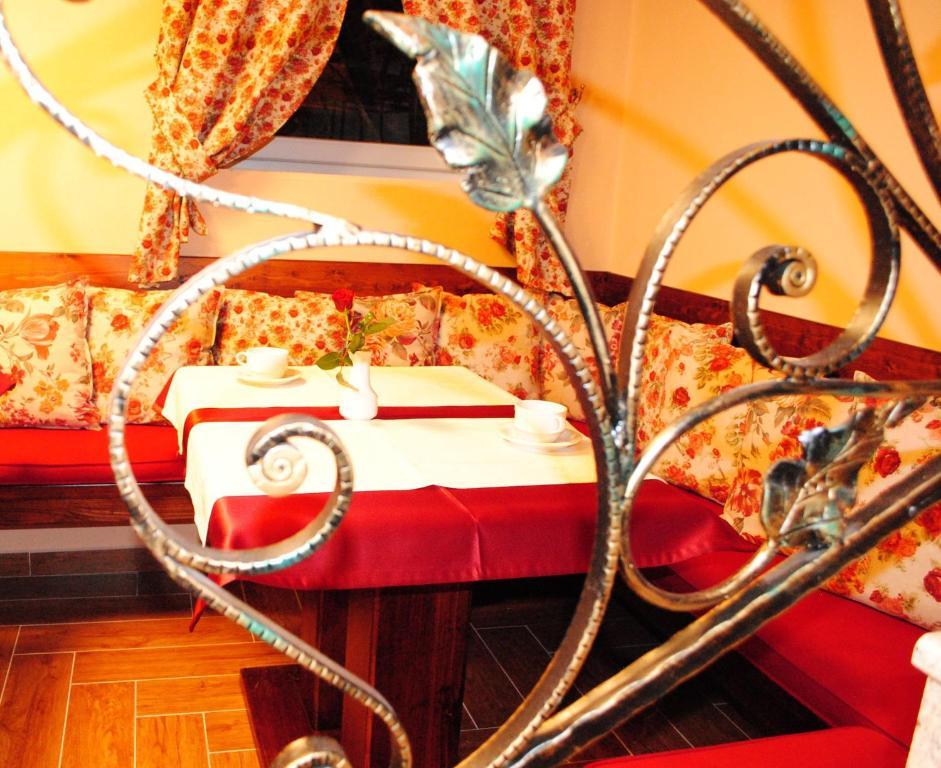 Hotel Vila 60 티라나 외부 사진